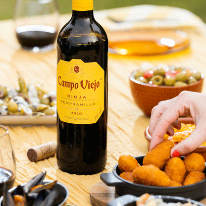 Campo Viejo Tempranillo 75cl Red Wine gif visual